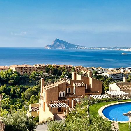 Charming Townhouse With Sea Views & Pool In Altea Villa Калпе Екстериор снимка