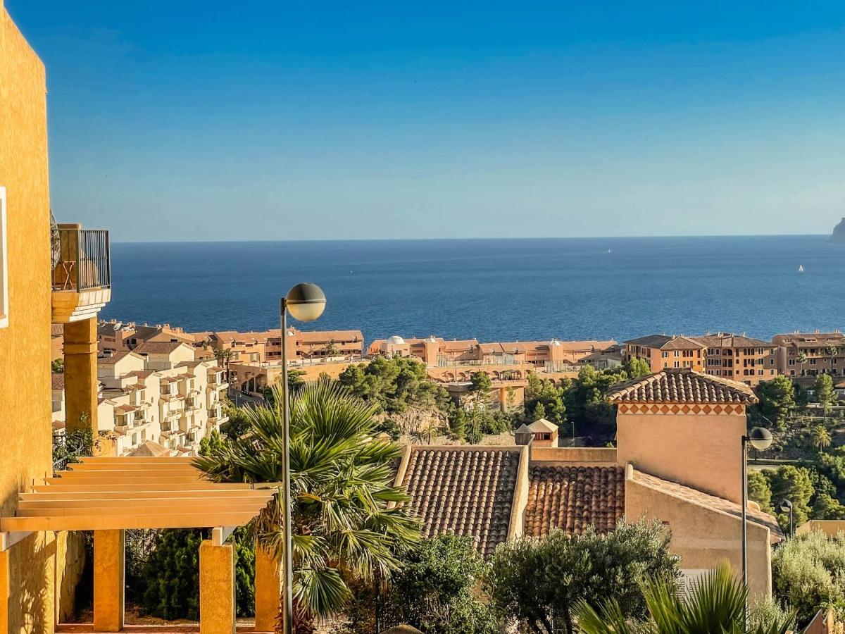 Charming Townhouse With Sea Views & Pool In Altea Villa Калпе Екстериор снимка